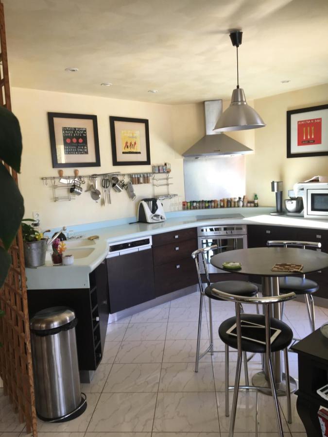 Maison D Hotes Vadans Bagian luar foto